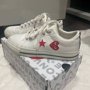 Converse x Comme des garçons play in size 6.5 womens.